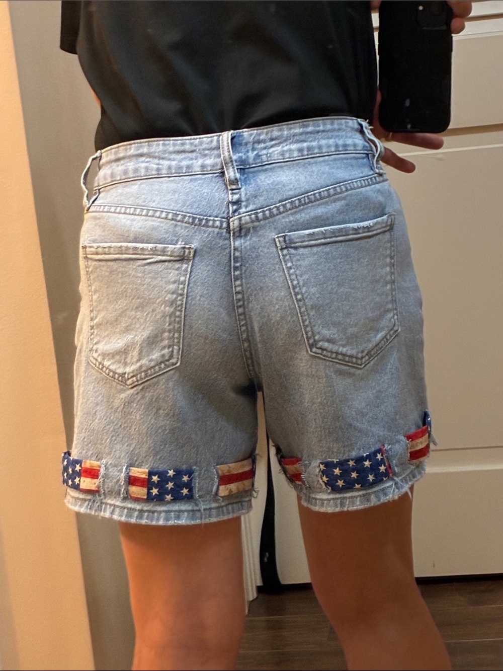 Women’s Royalty For Me Light Blue Denim Shorts with Flag Patch Detail, Size 4 - Picture 6 of 9